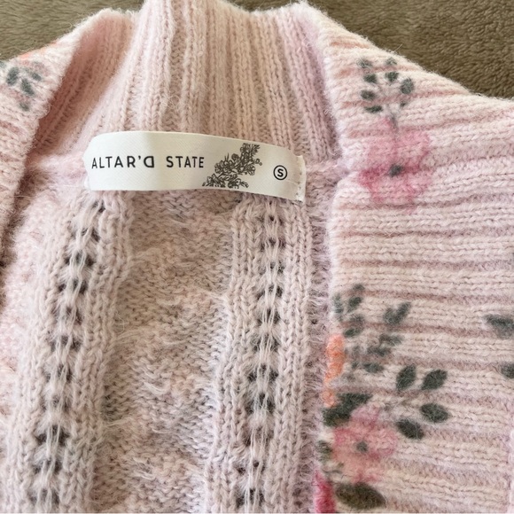 Altar'd State Spencer Pink Floral Ribbon Tie Front Cardigan Women S CropSweater - Picture 8 of 8